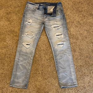 American eagle slim ripped/patched blue jeans